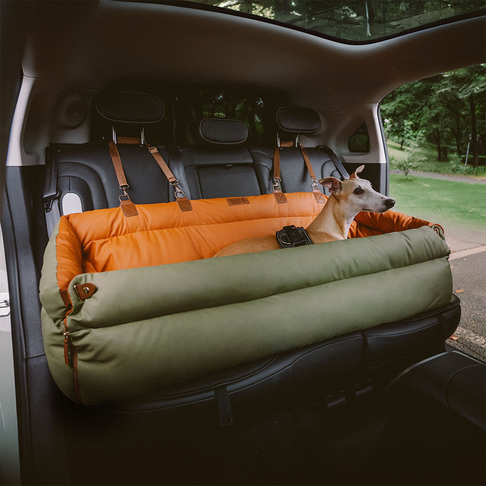 Letto Rialzato Deluxe Per Cani In Finta Pelle – Urban Voyager