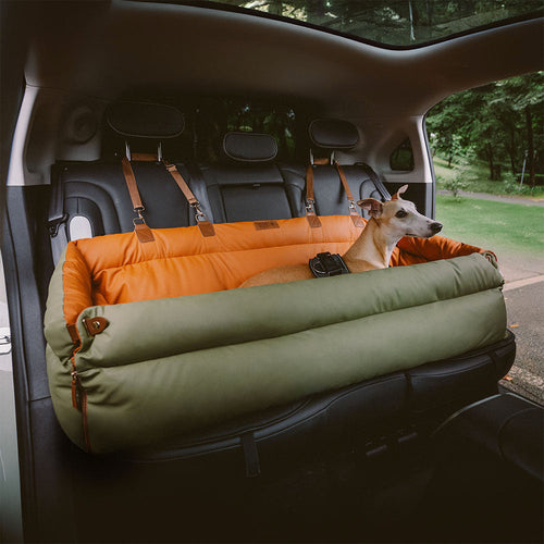 Letto Rialzato Deluxe Per Cani In Finta Pelle – Urban Voyager