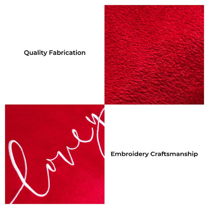 Lit pour chien festif en velours en forme de cœur