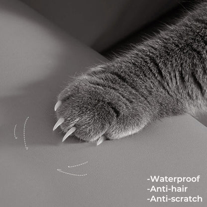 Tessuto tecnologico impermeabile, copridivano completamente avvolgente, anti-graffi e resistente ai capelli.